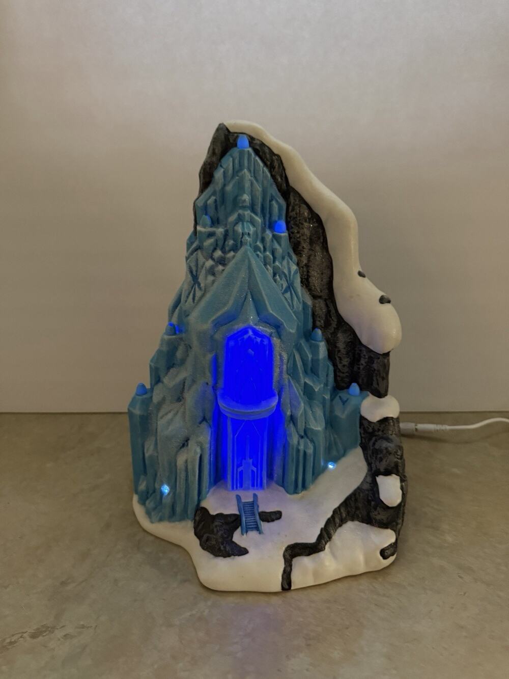 Disney Ice Castle Winter FROZEN LED Night Light - Christmas Decor Dept 56